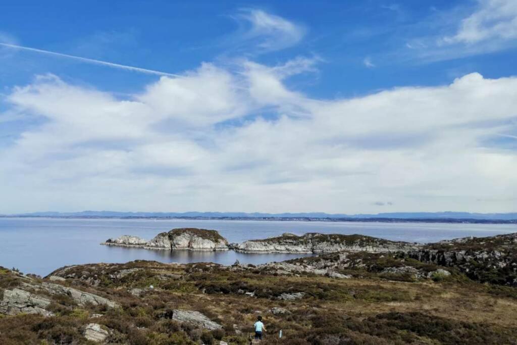 Seaside Holiday Home, Great For Fishing & Hiking Hellesoyni Exterior foto